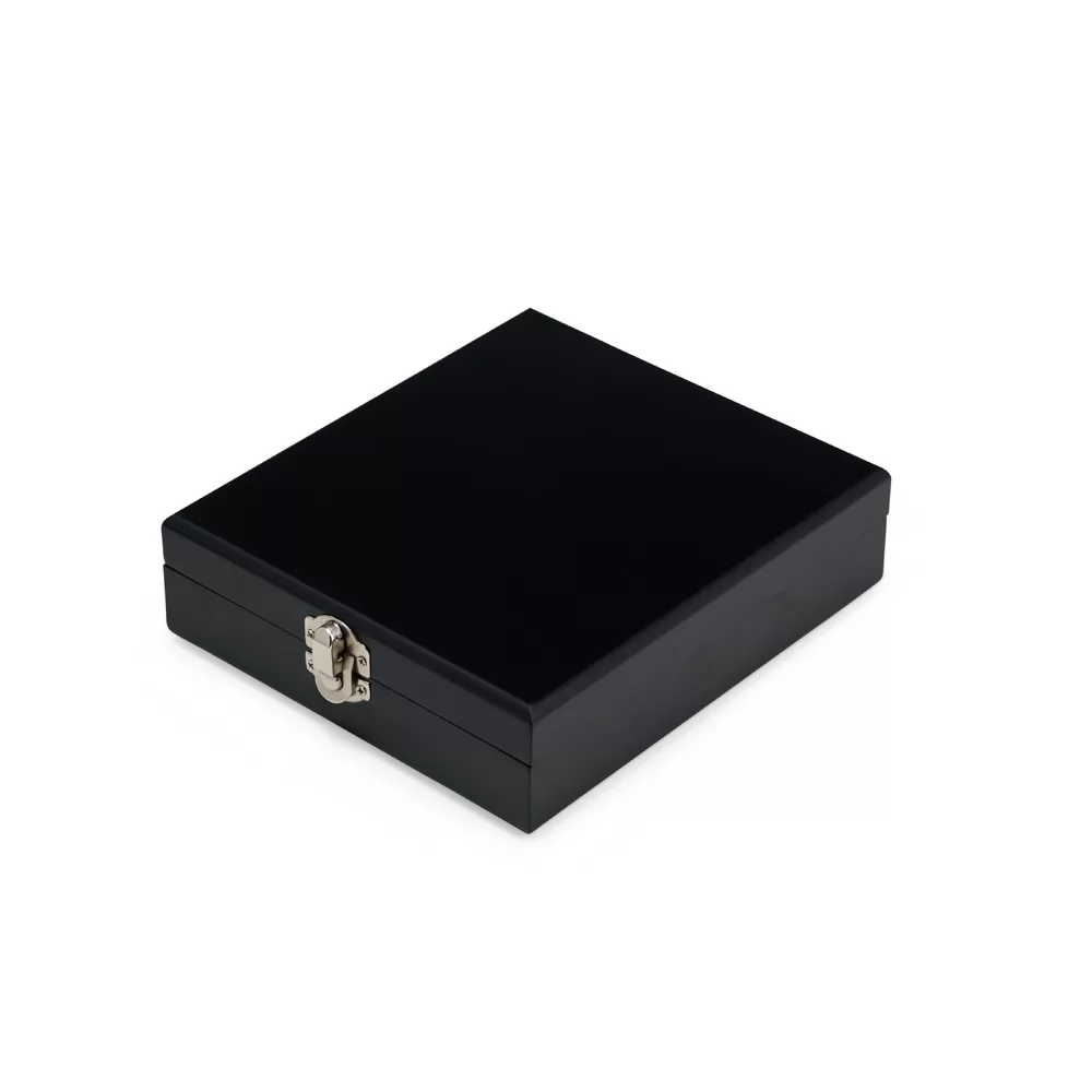 Kit Vinho com Jogo de Baralho Personalizado Kit Vinho com Jogo de Baralho Personalizado