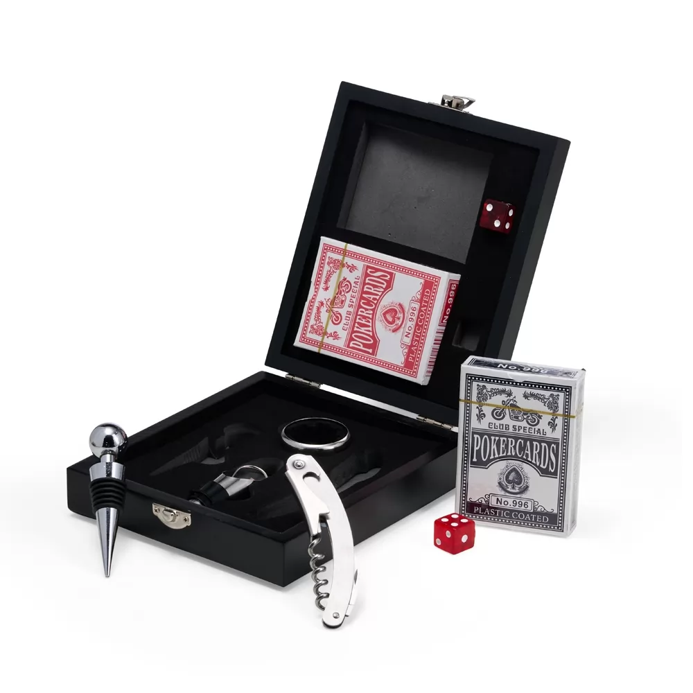 Kit Vinho com Jogo de Baralho Personalizado Kit Vinho com Jogo de Baralho Personalizado