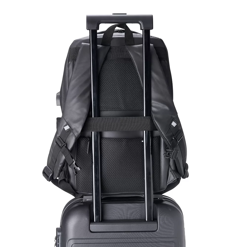 Mochila Couro Sintético USB 20 Litros Personalizada Mochila Couro Sintético USB 20 Litros Personalizada