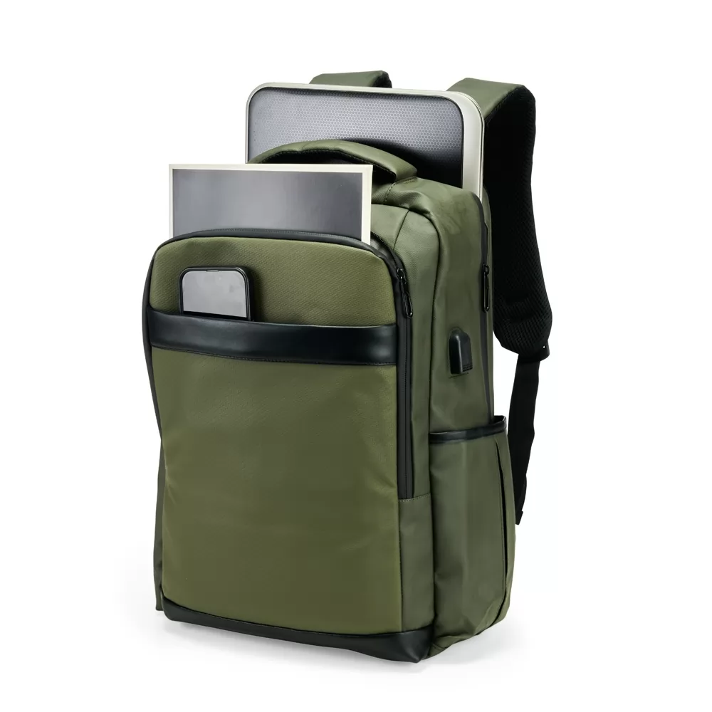 Mochila Couro Sintético USB 21 Litros Personalizada Mochila Couro Sintético USB 21 Litros Personalizada