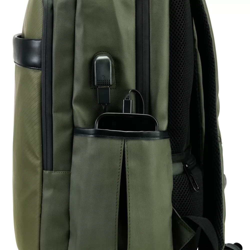 Mochila Couro Sintético USB 21 Litros Personalizada Mochila Couro Sintético USB 21 Litros Personalizada