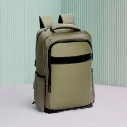 Mochila Couro Sintético USB 21 Litros Personalizada Mochila Couro Sintético USB 21 Litros Personalizada