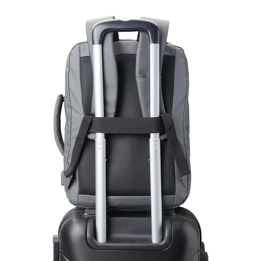 Mochila Couro Sintético USB 23 Litros Personalizada Mochila Couro Sintético USB 23 Litros Personalizada