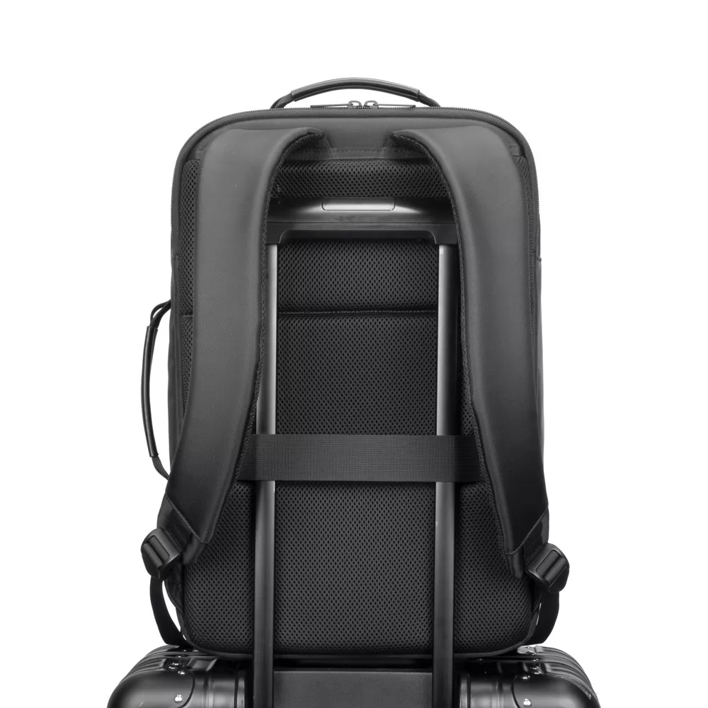 Mochila de Poliéster USB 27 Litros Personalizada Mochila de Poliéster USB 27 Litros Personalizada