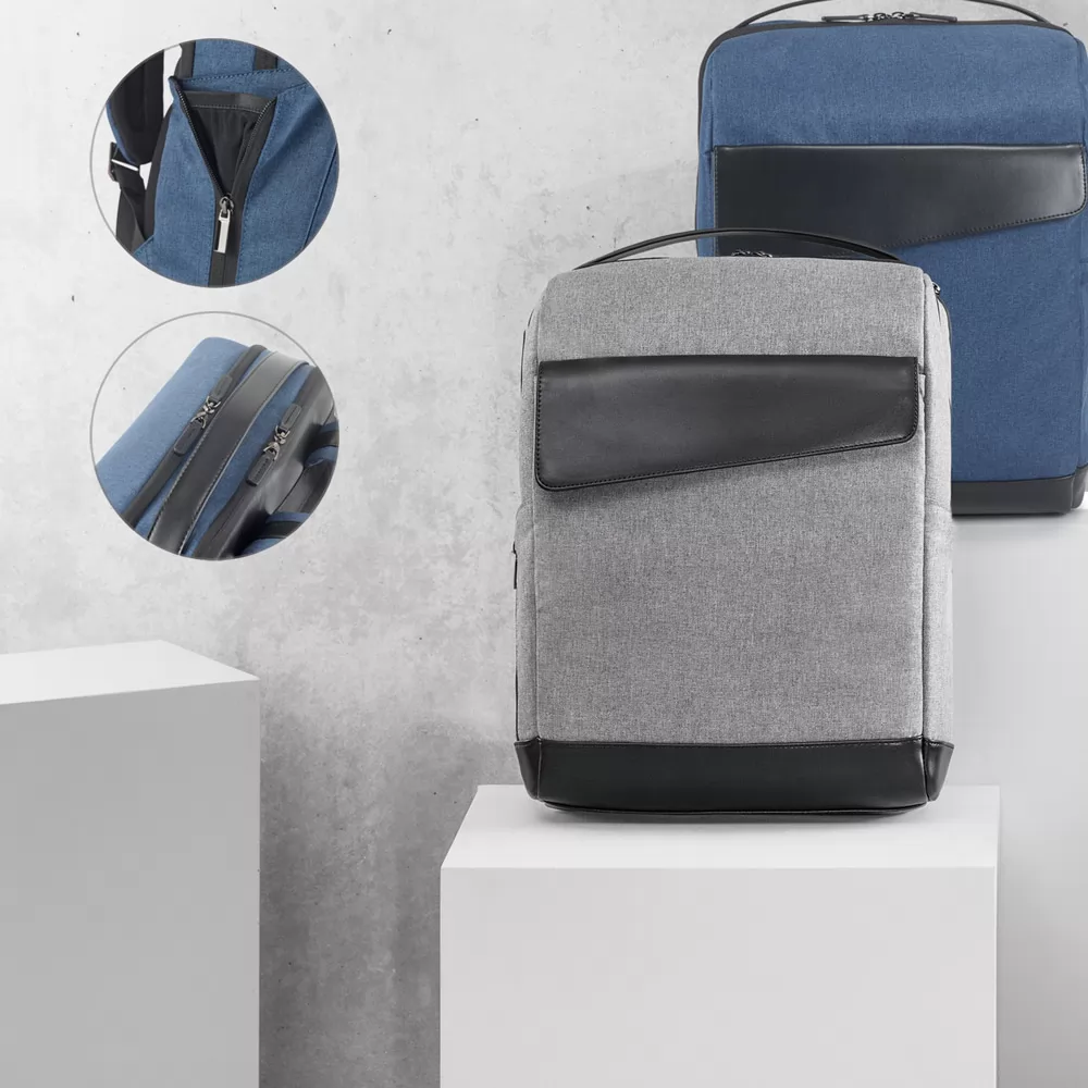 Mochila em 600D e c.sintético Personalizada Mochila em 600D e c.sintético Personalizada