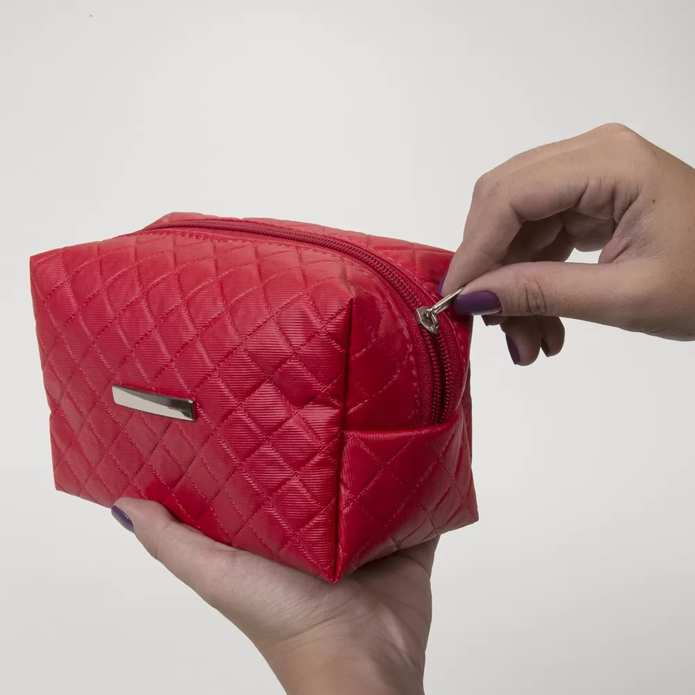 Necessaire Puff Matelassê Personalizado Necessaire Puff Matelassê Personalizado